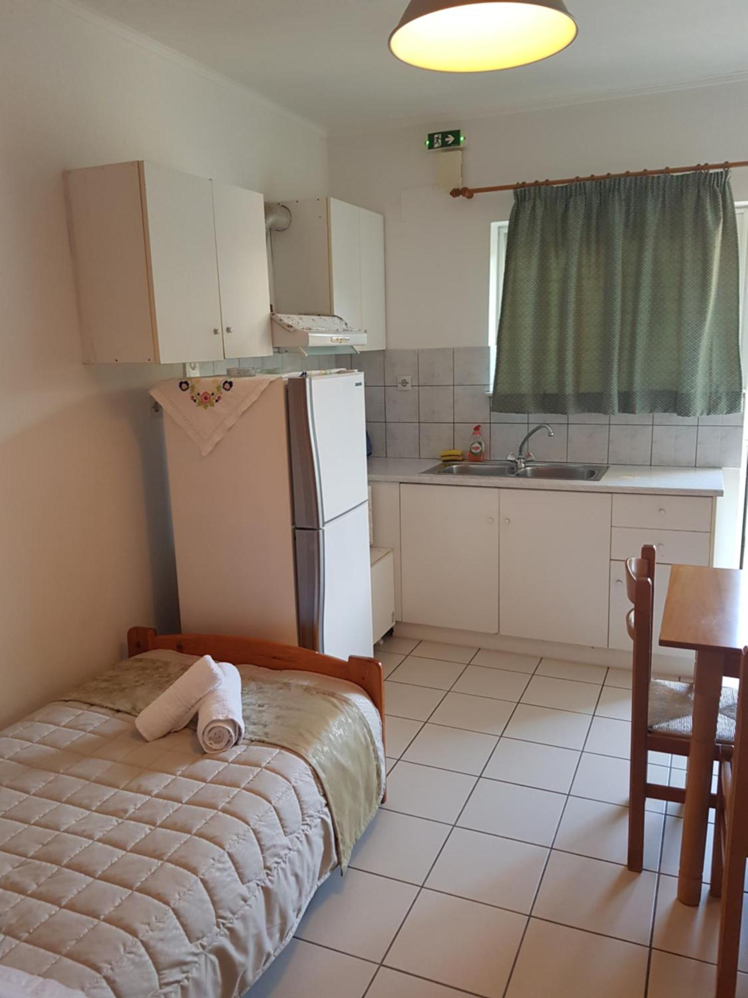 Ferienwohnung Schinas Apts. Tolofón Zimmer foto